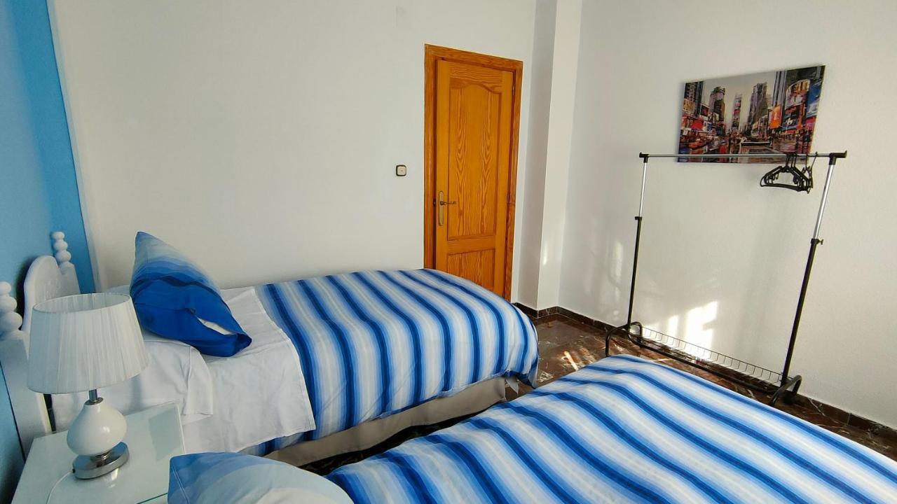 Amplio Apartamento Familiar De 3 Dormitorios En La Zubia Granada A Un Paso De La Alhambra Y Sierra Nevada Exterior photo