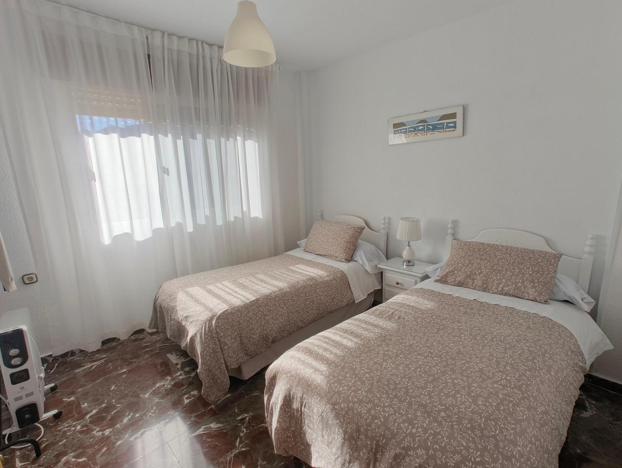 Amplio Apartamento Familiar De 3 Dormitorios En La Zubia Granada A Un Paso De La Alhambra Y Sierra Nevada Exterior photo